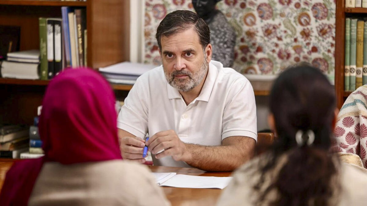 ‘India’s children are choking’: Rahul Gandhi demands action plan, questions PM’s silence on Delhi pollution