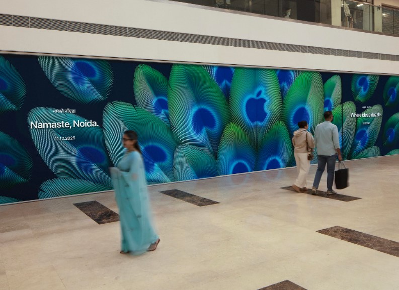 Apple Noida Store.