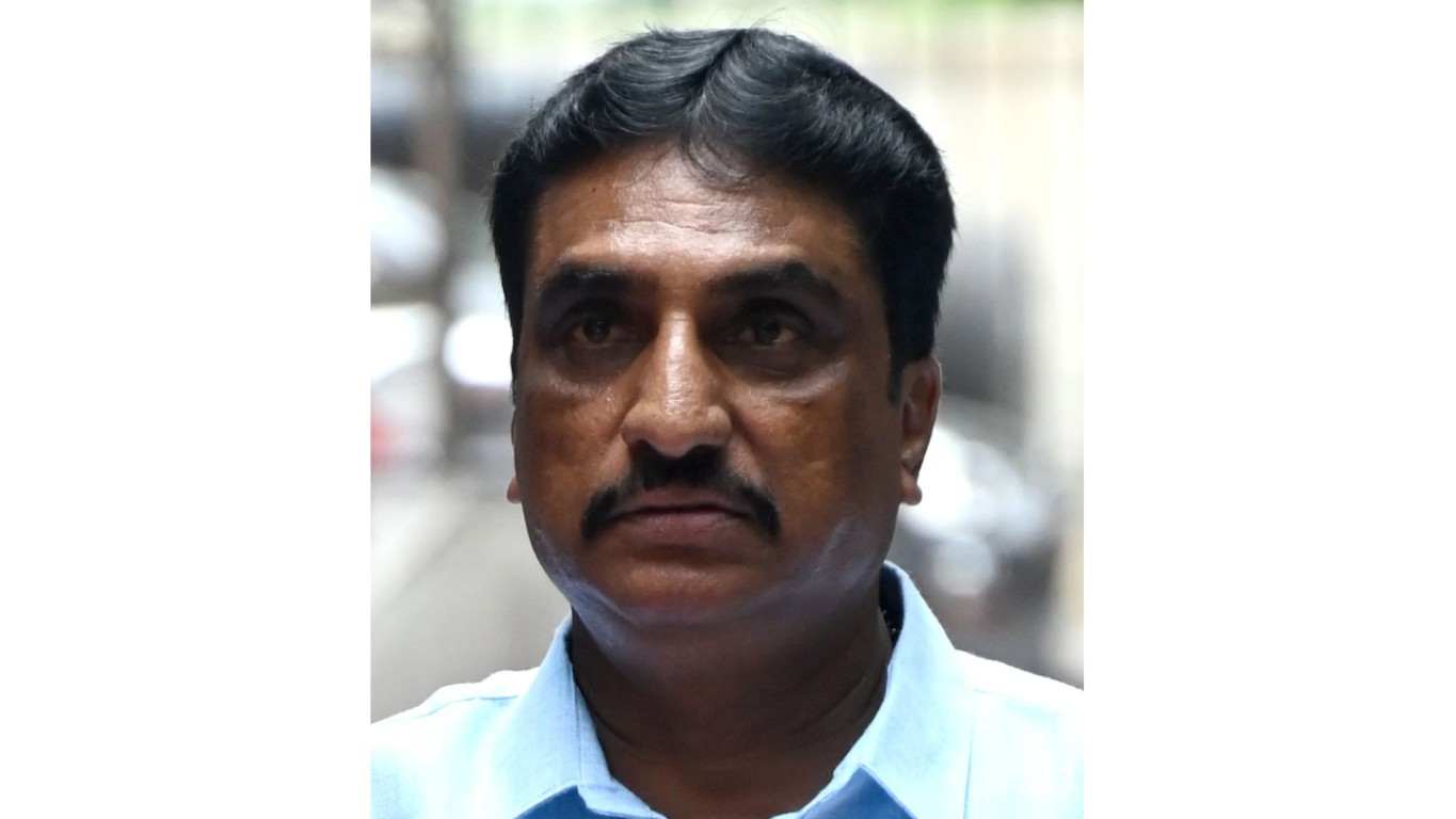 BJP leader N R Ramesh alleges 500-acre govt land grab in Tavarekere