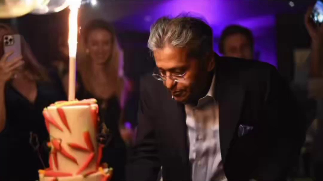 <div class="paragraphs"><p>Credit: X/@LalitKModi</p></div>