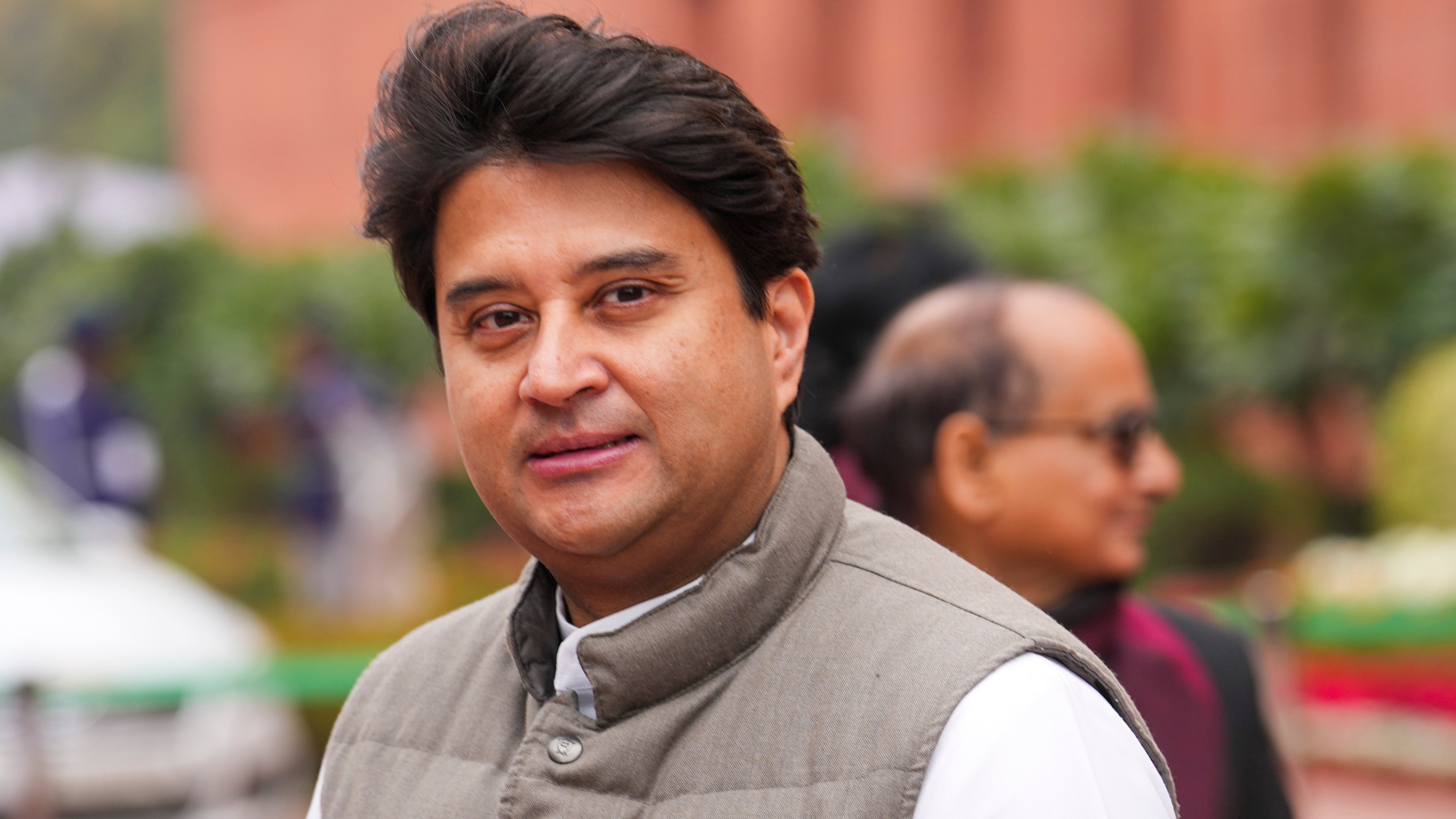 Government revokes order on preloading Sanchar Saathi app