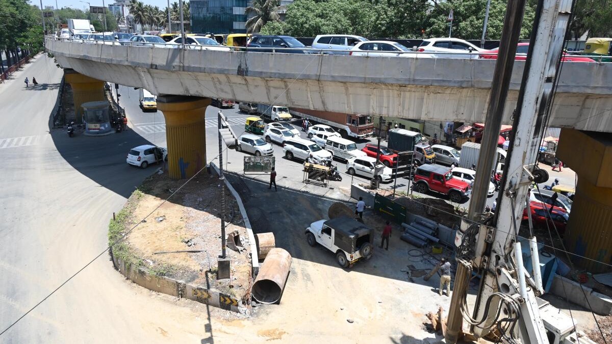 Bengaluru: K R Puram–Nagawara service road shut until Wednesday for pipeline work