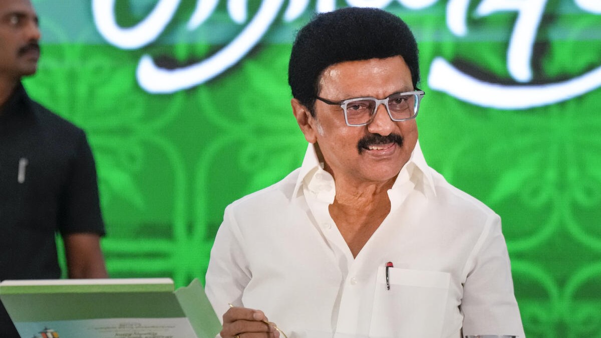 Tamil Nadu CM flags off ship laden with rice and other relief material to cyclone-hit Sri Lanka