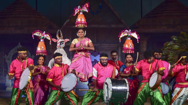 Artists from Tamil Nadu perform ‘Parai Attam’ traditional dance during the National Craft Fair, at North Central Zone Cultural Centre in Prayagraj.