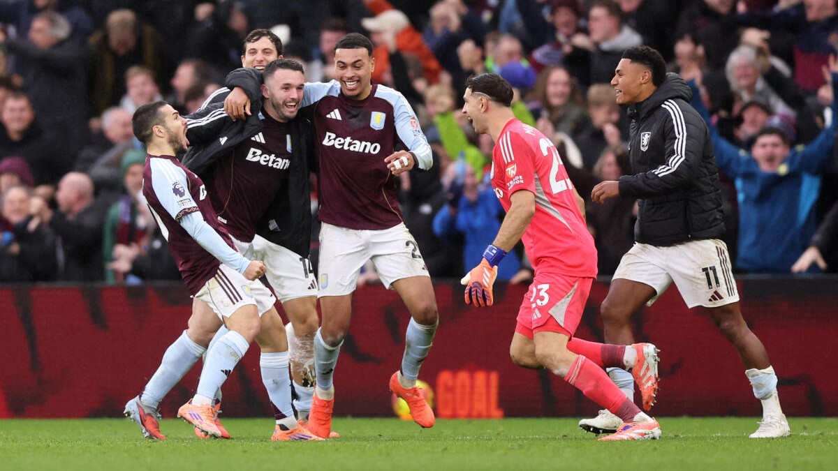 Aston Villa stun Arsenal with Emiliano Buendia's last-gasp winner