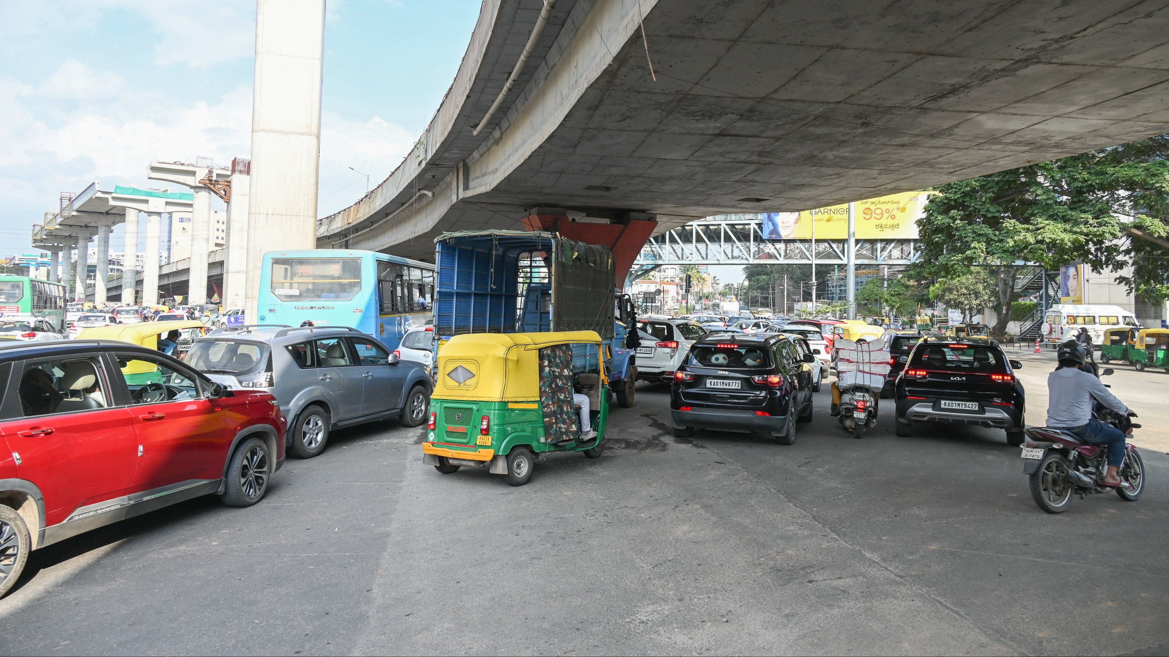 GBA begins asphalting 5 km stretch of Sarjapur Road 