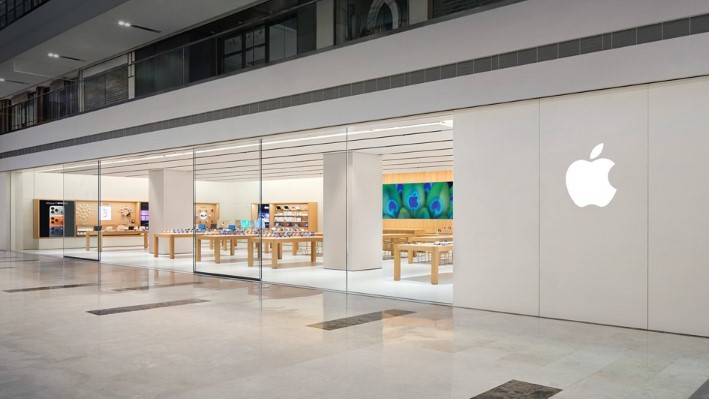 Apple previews Noida retail store ahead of launch