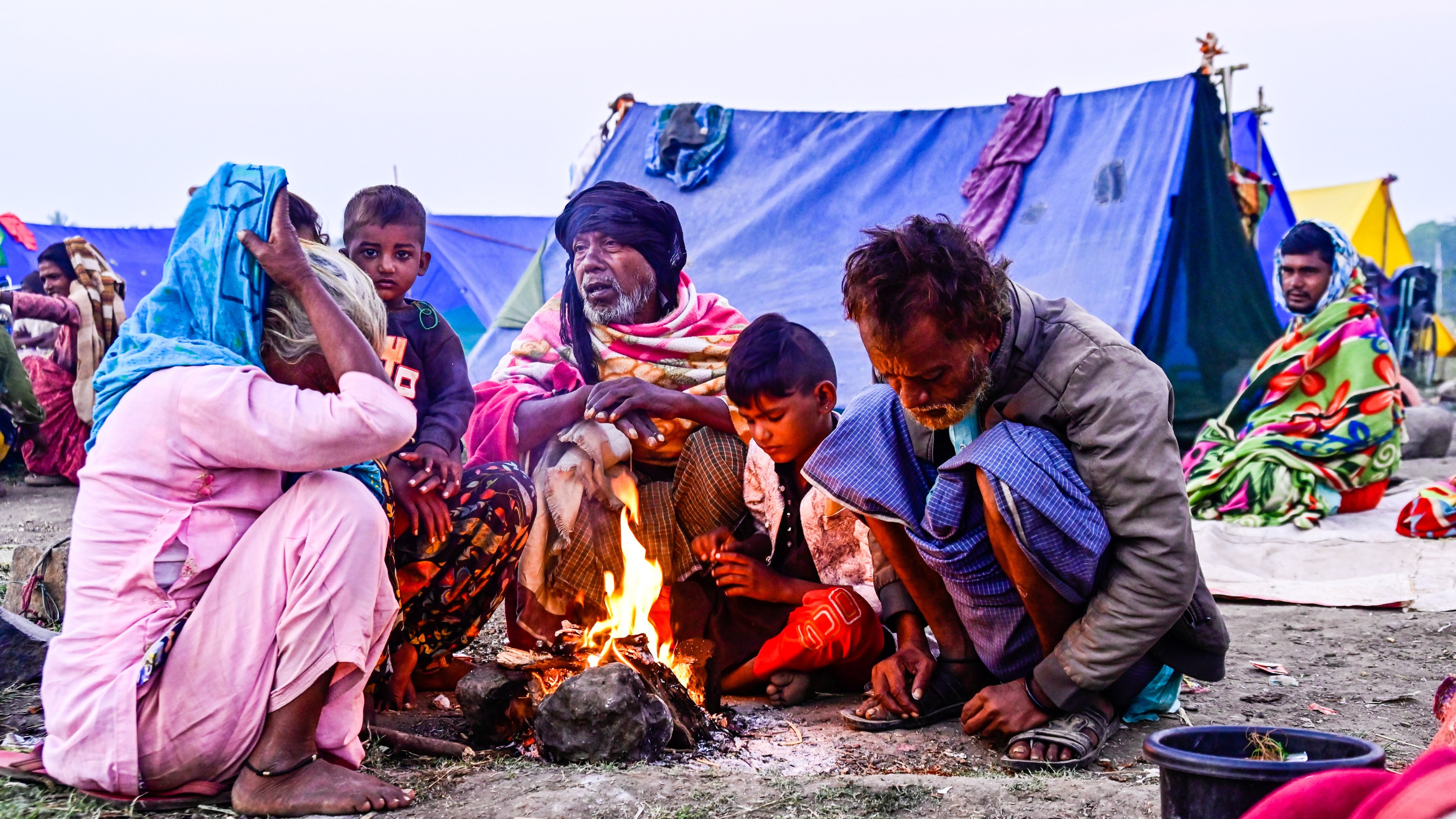 Bidar records lowest temperature at 9.2°C; outdoors out of question in early hours as cold wave grips North Karnataka