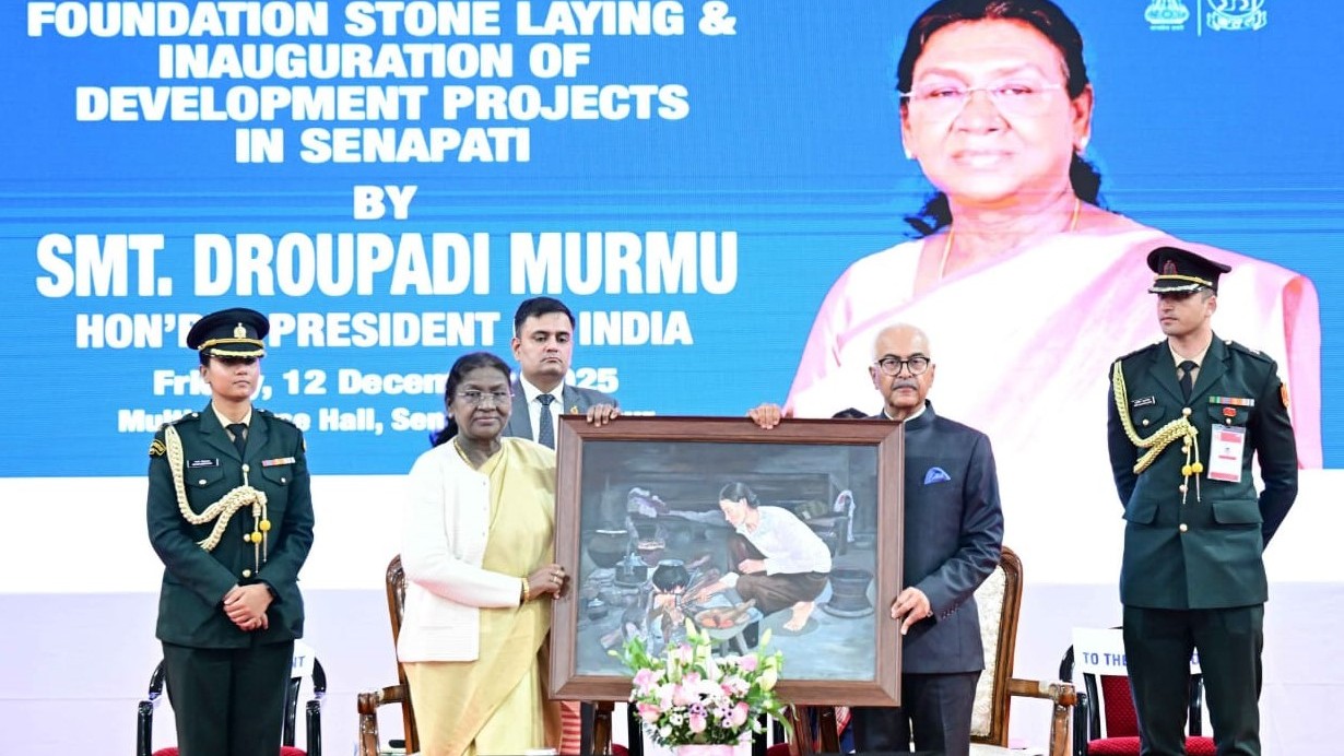 'All communities should support efforts for peace, reconciliation,' says President Murmu in Manipur