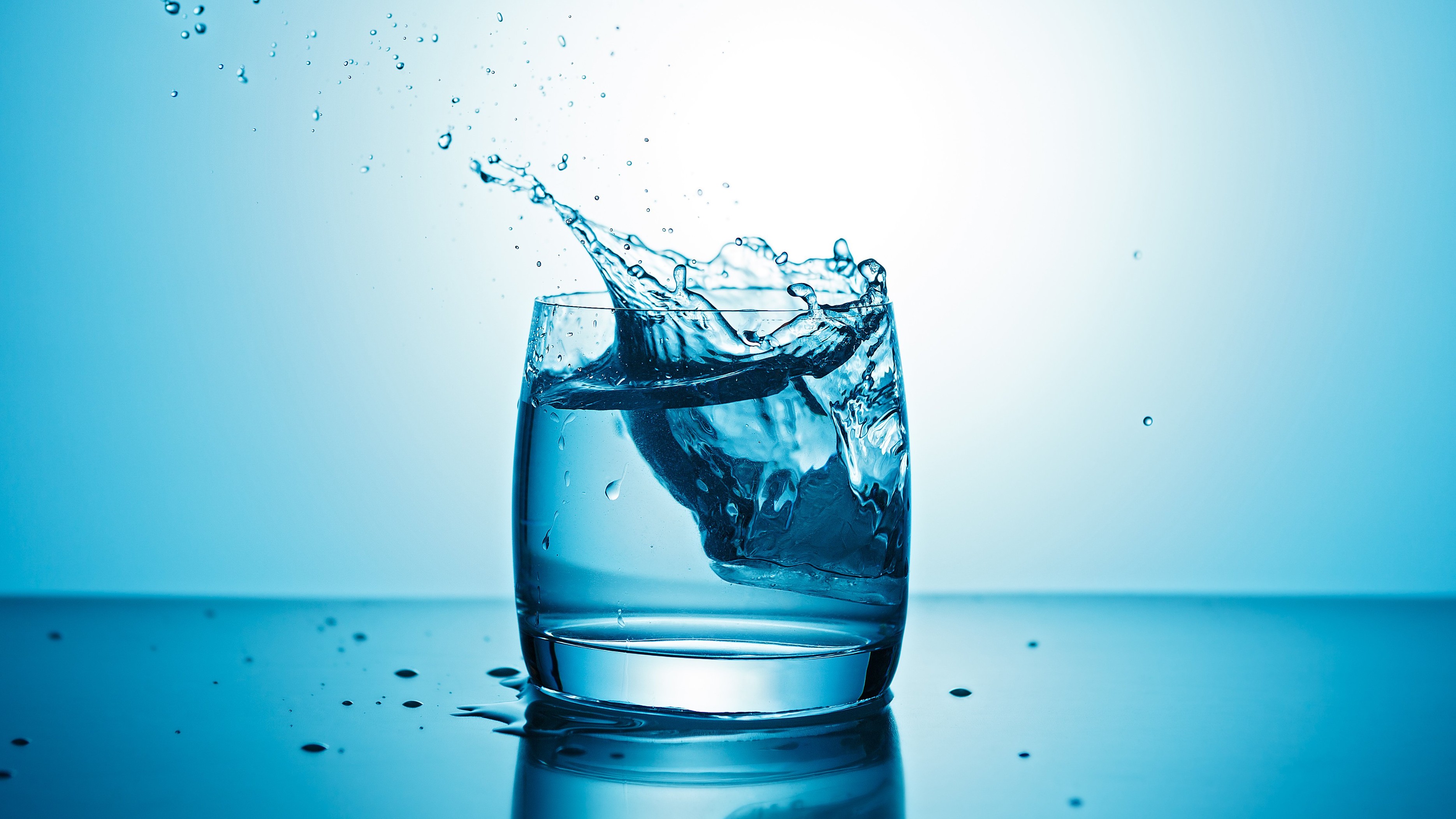 Mythbuster: Do you really need eight glasses of water a day? Science has an answer
