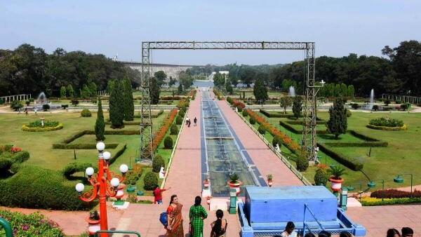 Overall development of garden planned along with amusement park halted in Mandya district