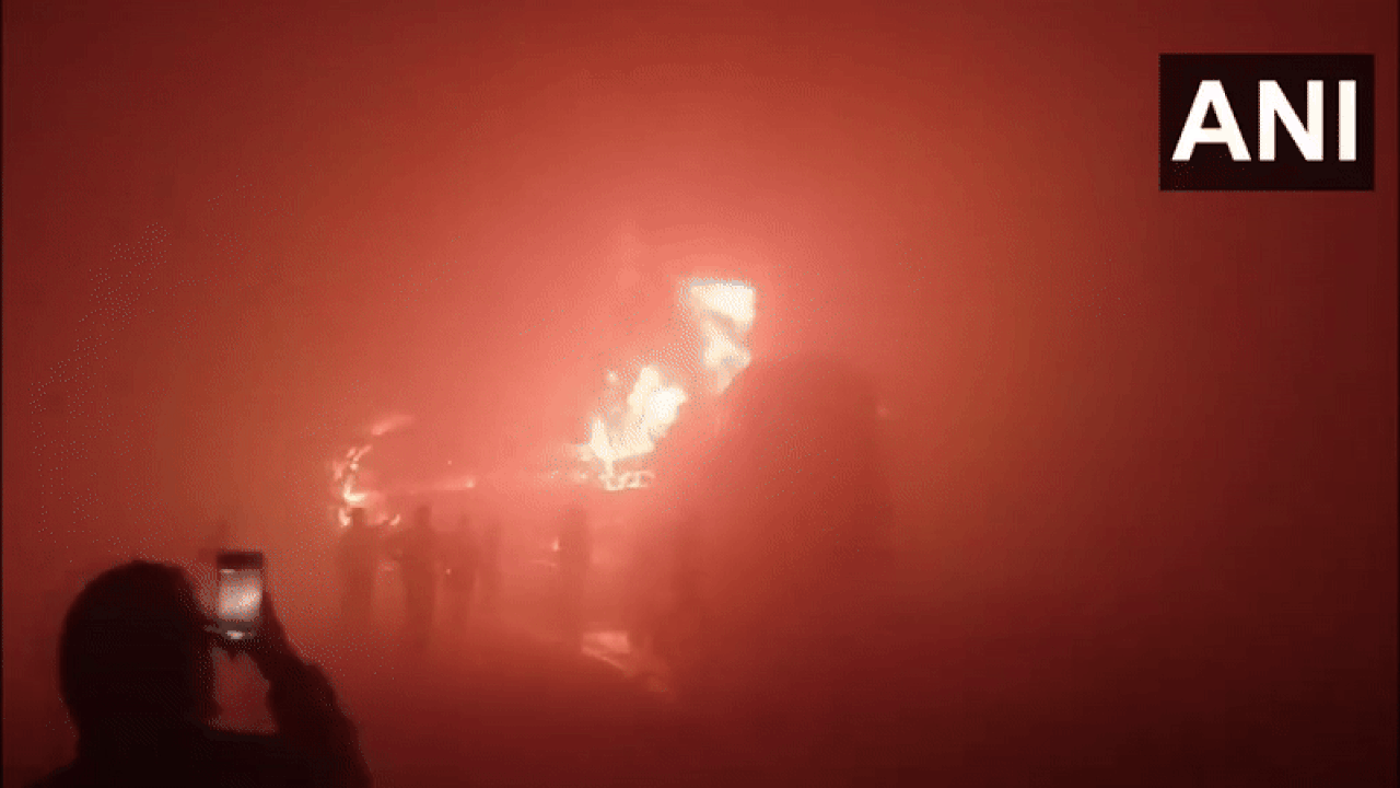 Several vehicles catch fire after crash on Delhi-Agra expressway amid dense fog; 13 dead, several injured