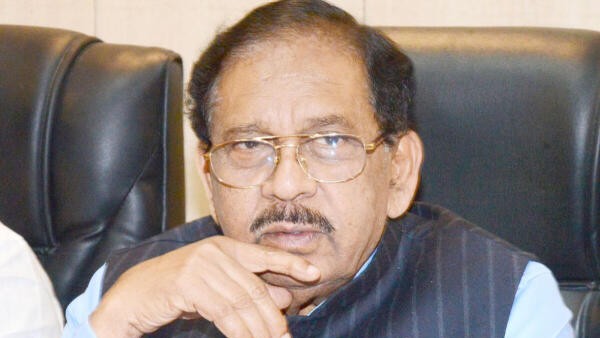 Cylinder blast near Mysuru Palace: G Parameshwara sees need to regulate small vendors