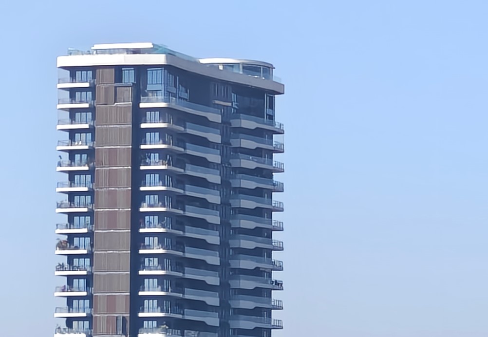 OnePlus 15R camera sample with 10X zoom.