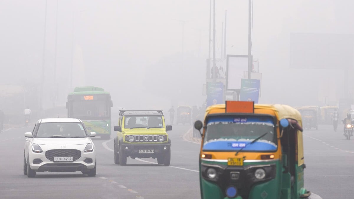 Dense fog envelops Delhi-NCR: Airlines, airport issue advisory to flyers; 27 flights cancelled