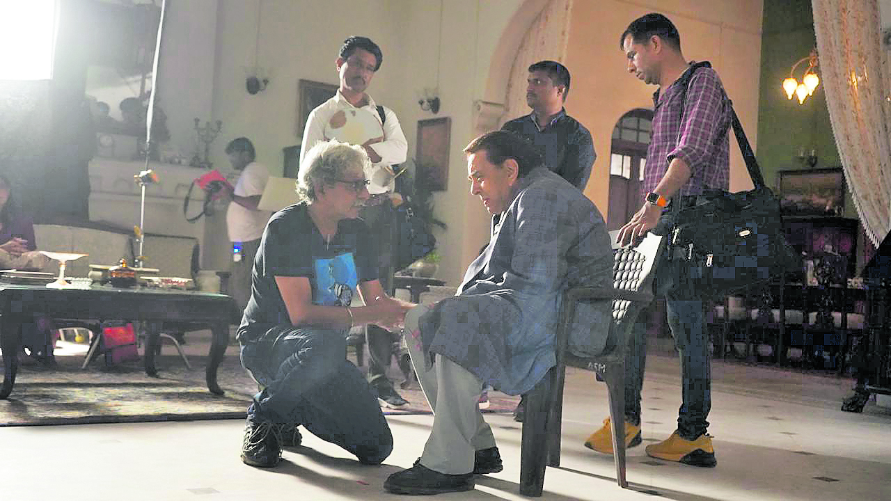 Dharam-ji was a vital part of Ikkis: Sriram Raghavan