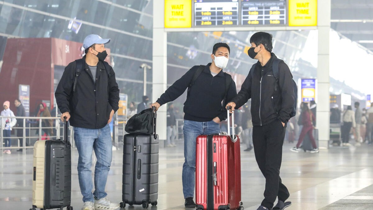 Delhi airport: 110 flights cancelled, over 200 services delayed due to fog