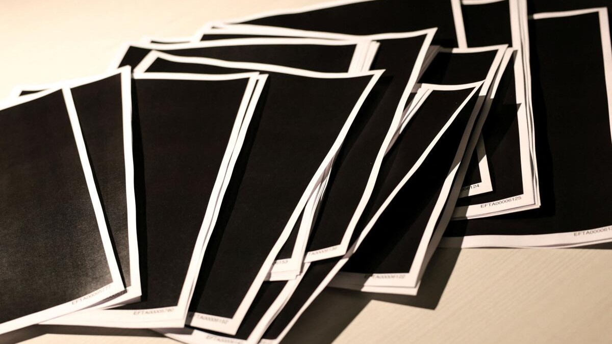 Justice Department restores Trump photo to public database of Epstein files