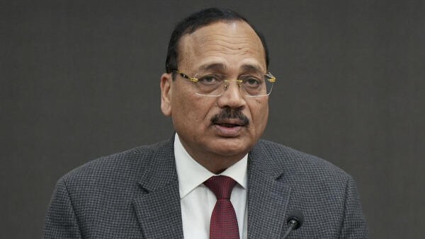 Registry to scrutinise urgent cases to list accordingly, CJI Surya Kant to lawyers