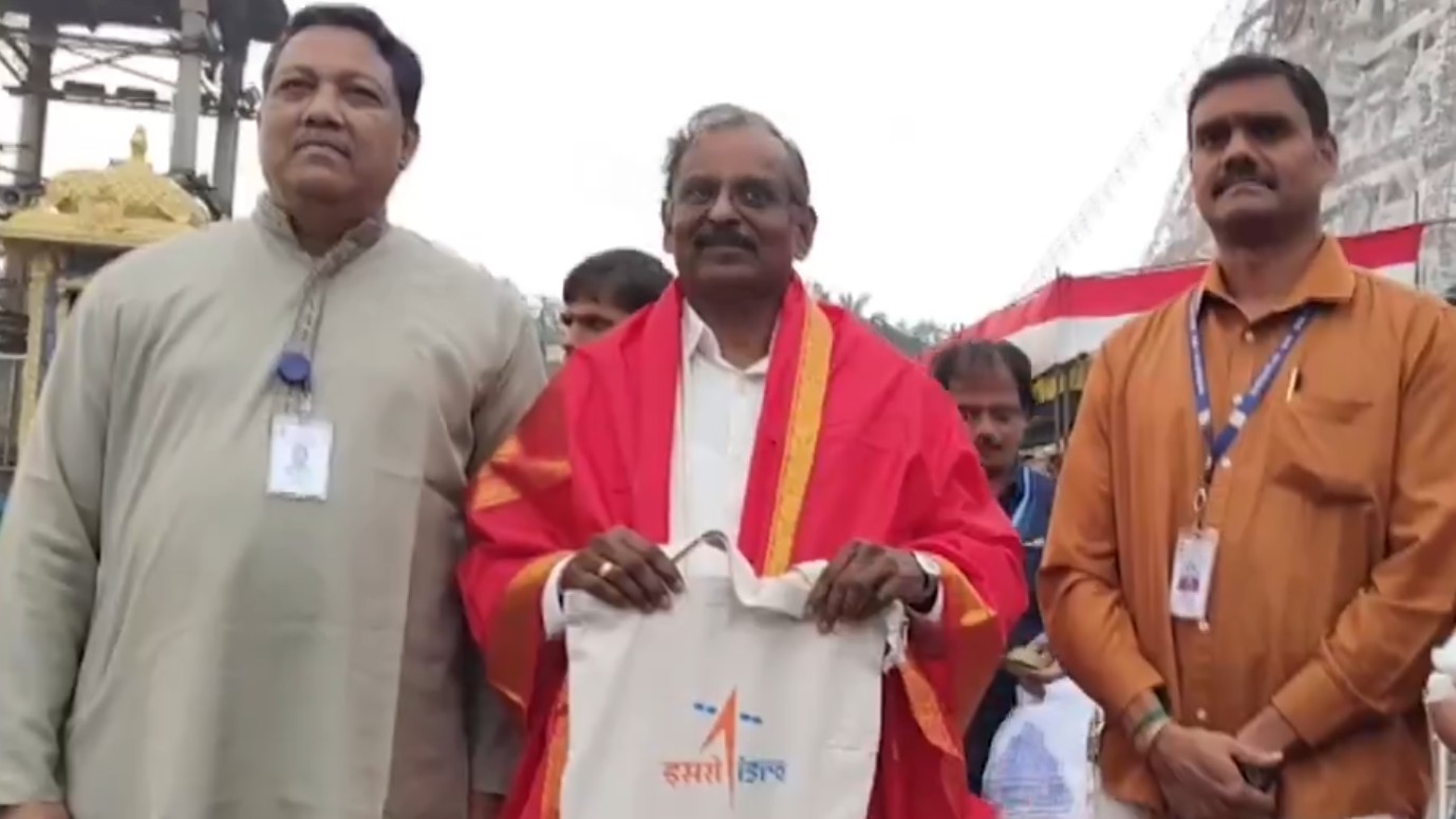ISRO chairman offers prayers in Tirumala ahead of space mission