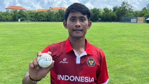 Indonesia's Gede ​Priandana enters record books with five-wicket over in T20 International