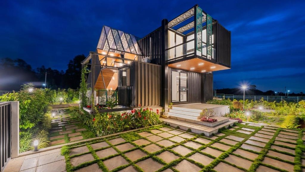 Qbinn Tusker in Thalli, Krishnagiri