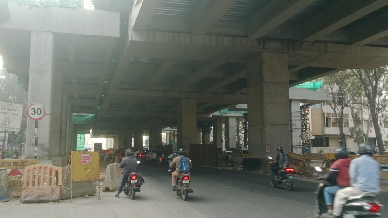 Trial traffic diversions at Marathahalli Bridge leave two-wheeler riders, locals struggling with longer detours