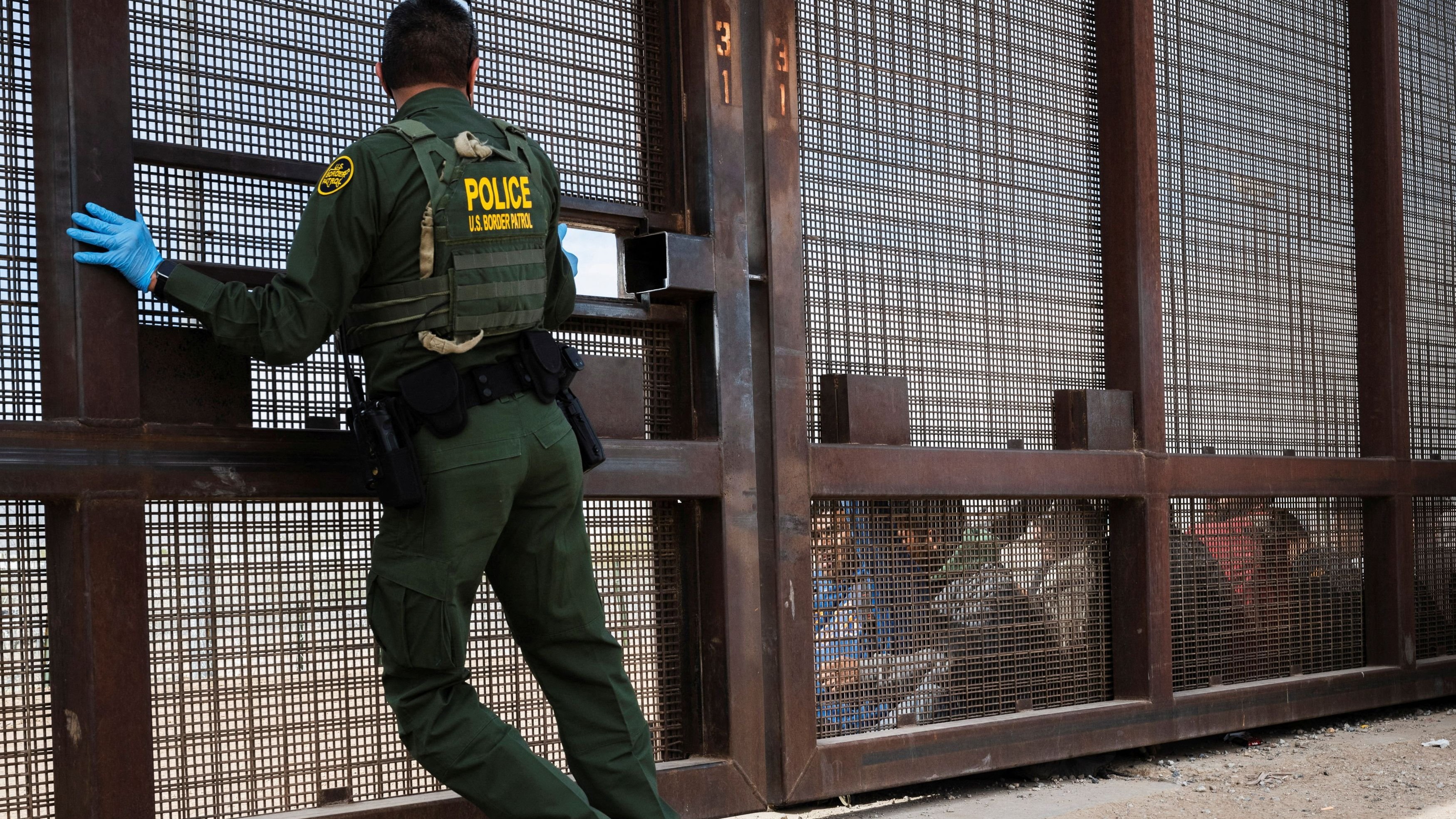 US border patrol agents arrest 30 Indian nationals living illegally in America
