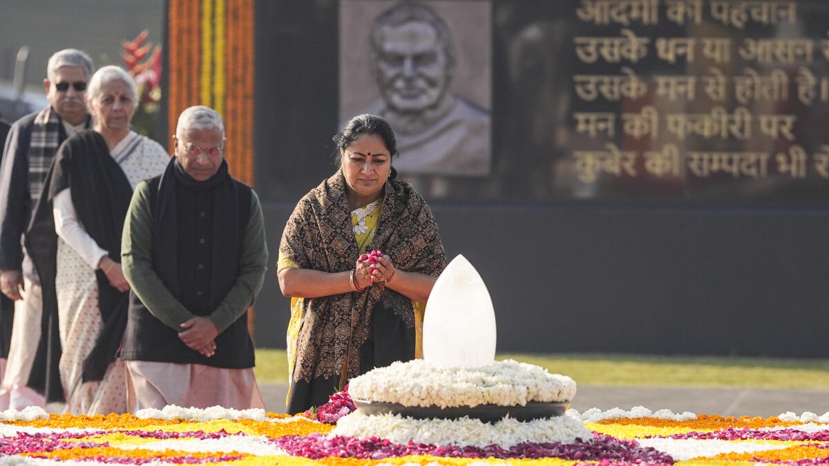 Delhi CM Rekha Gupta inaugurates Atal Canteens, announces welfare plans on Vajpayee's birth anniversary