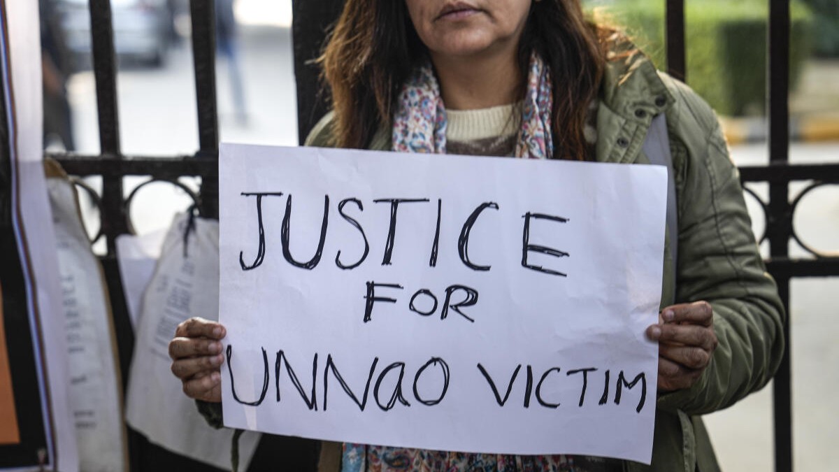 '2 judges' decision shattered trust': Unnao rape survivor's mother says as protest erupts outside Delhi High Court over Sengar's bail
