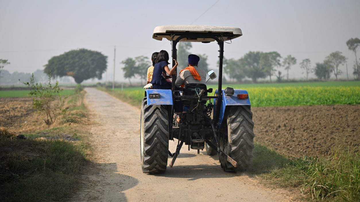 BIS comes out with first Indian standard for electric farm tractors
