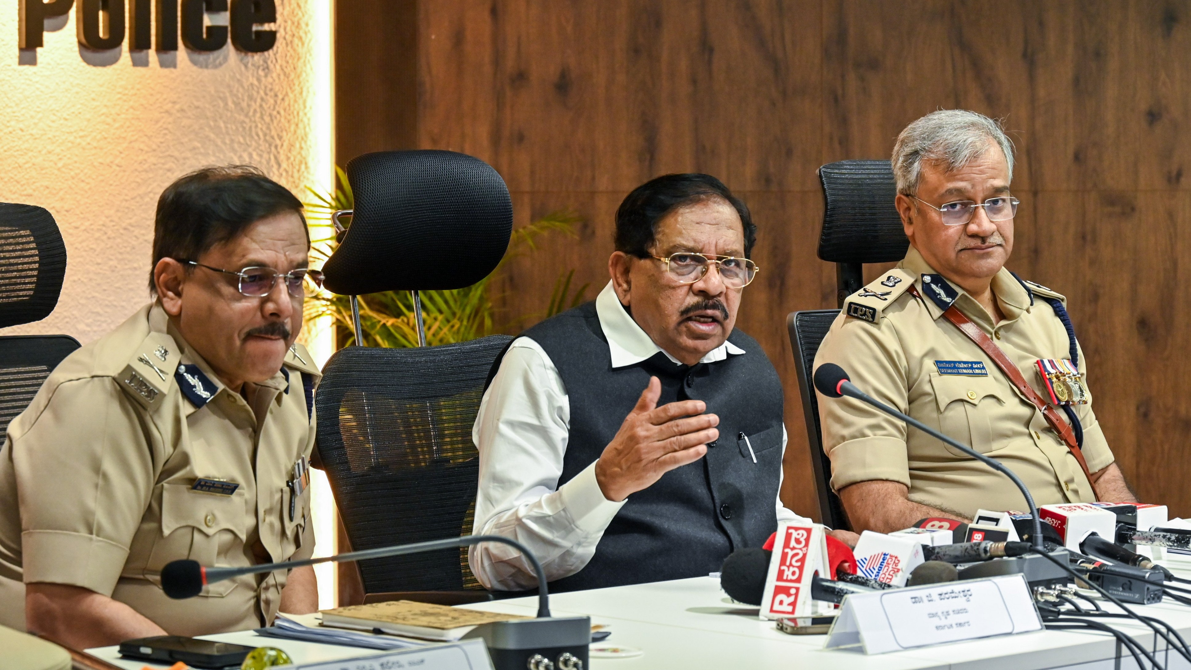 20,000 policemen deployed as over 10 lakh expected for New Year bash in Bengaluru: G Parameshwara