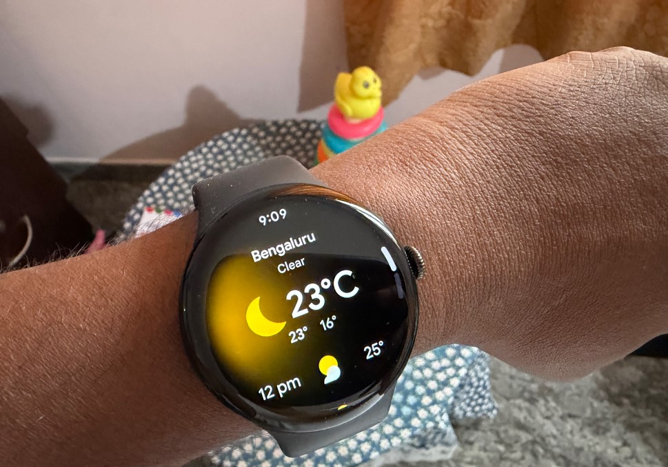 Google Pixel Watch 4.