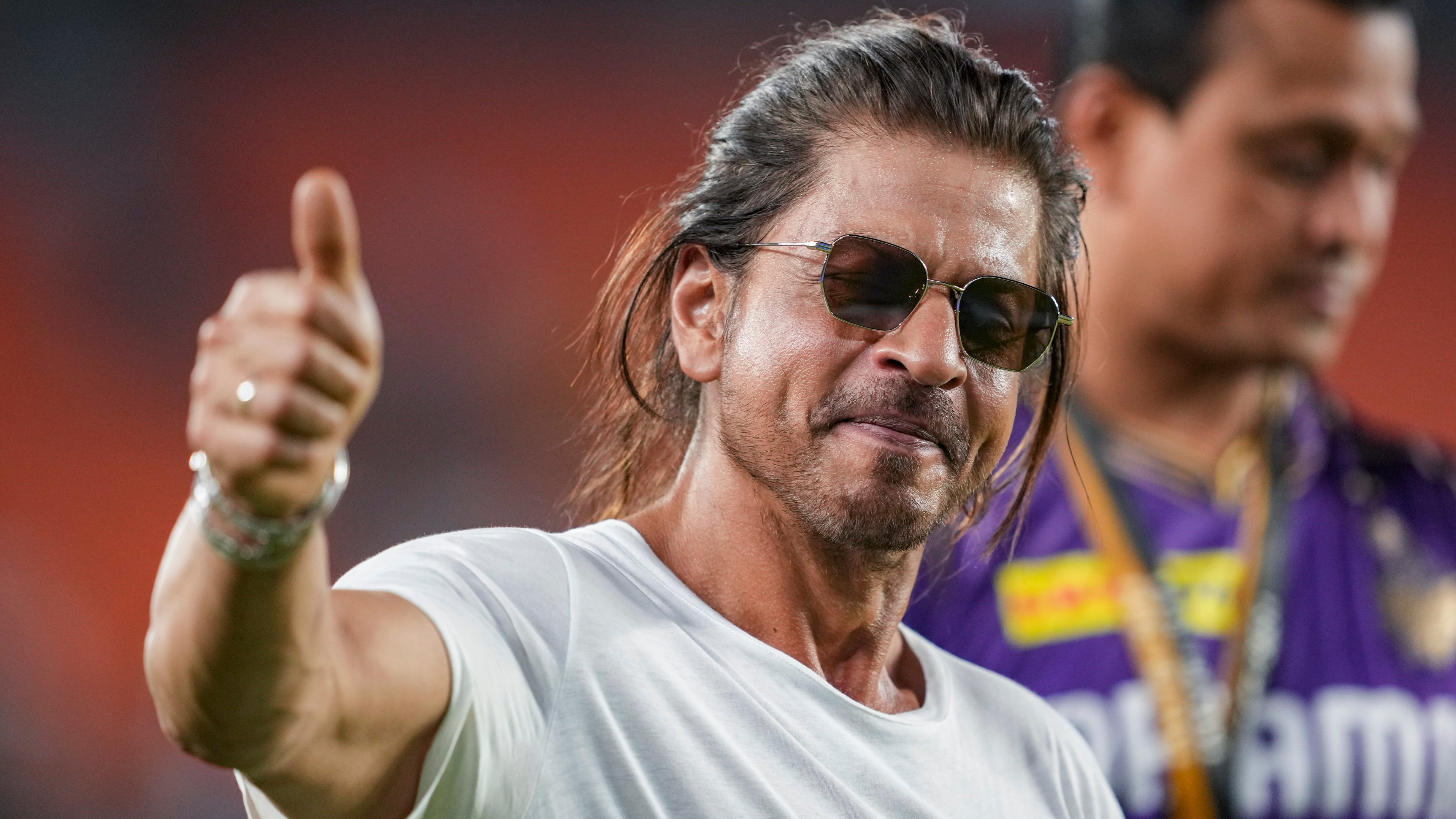 Hindu seer Rambhadracharya slams Shah Rukh Khan over his IPL team signing Bangladeshi cricketer