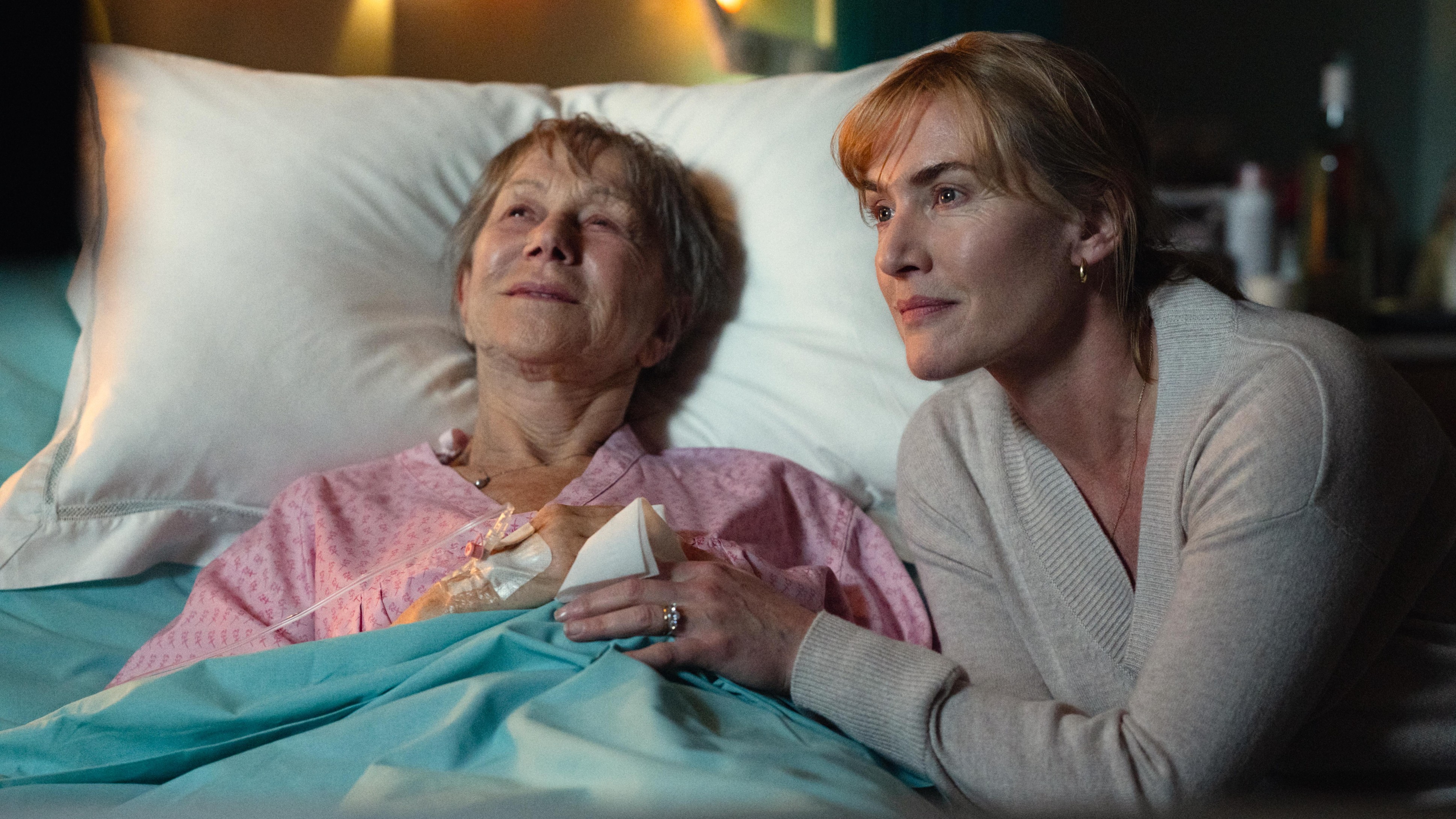 'Goodbye June' movie review: Snowflakes, siblings in Winslet’s weepie