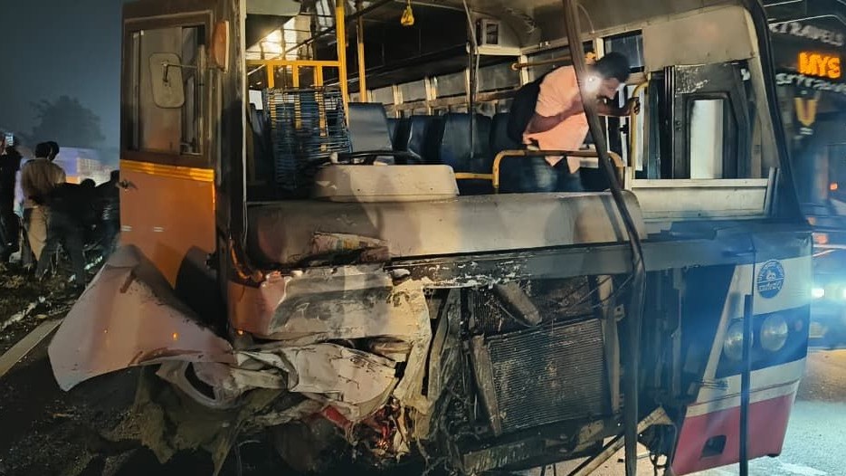 15 injured in KSRTC bus-tipper collision in Kundapura 