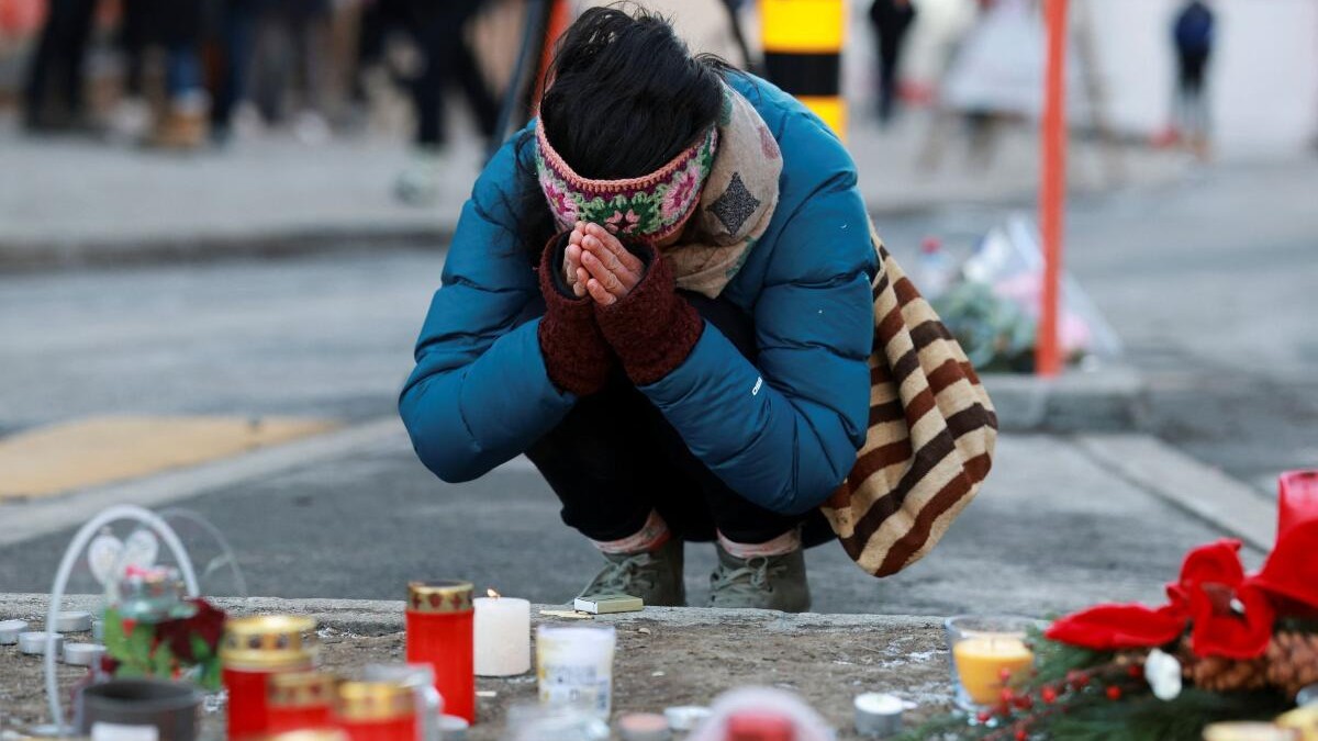 Swiss bar in deadly blaze had missed six years of safety checks