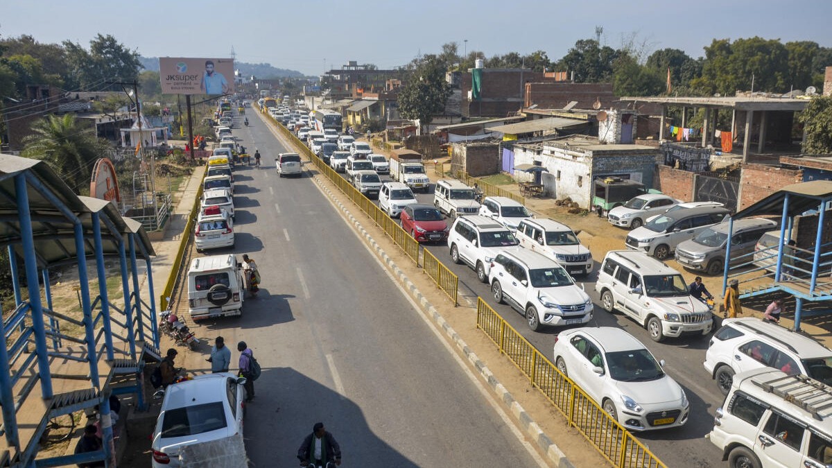 NHAI asks TRAI to improve mobile network connectivity on national highways