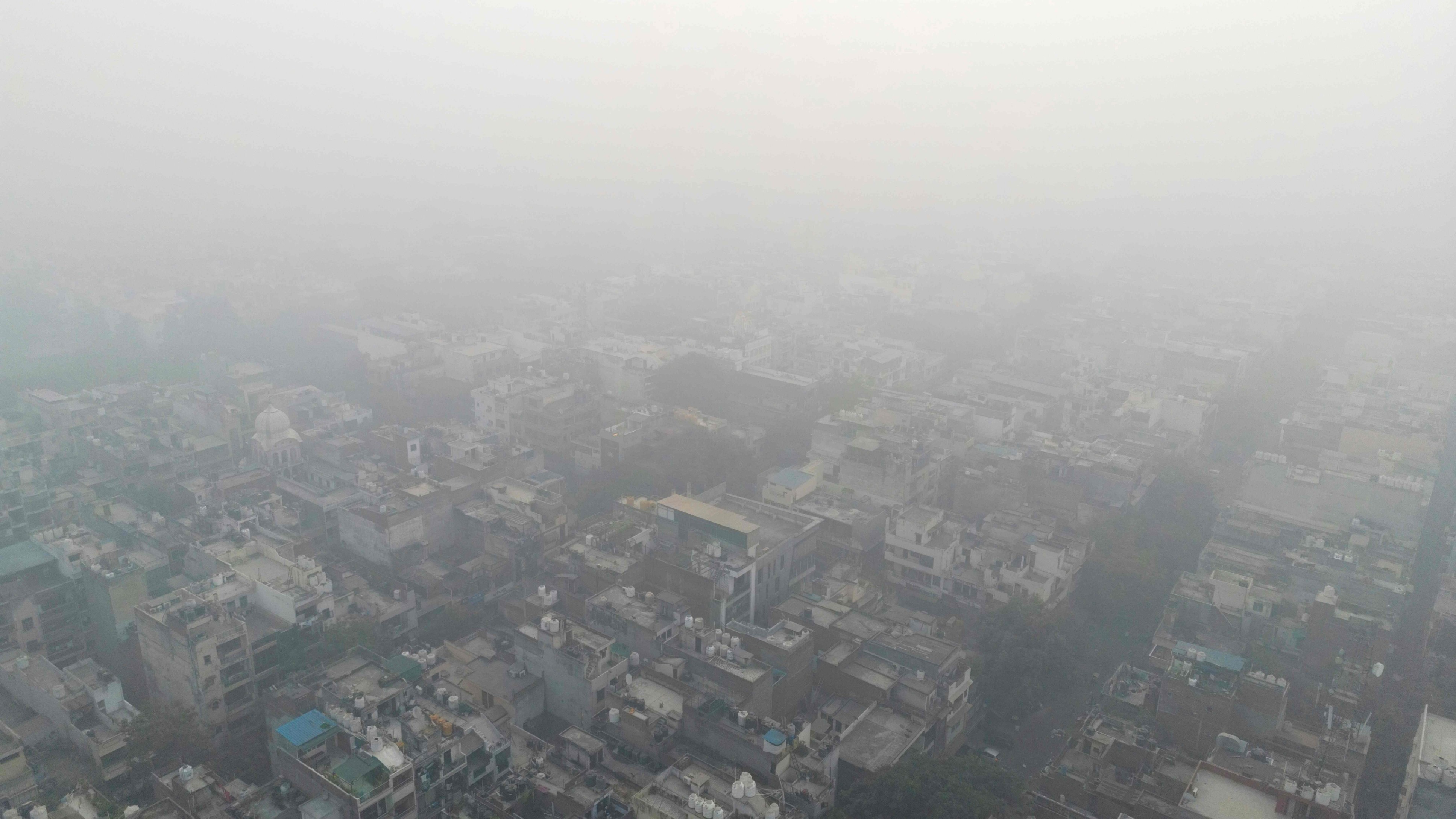 The science behind smog-eating surfaces