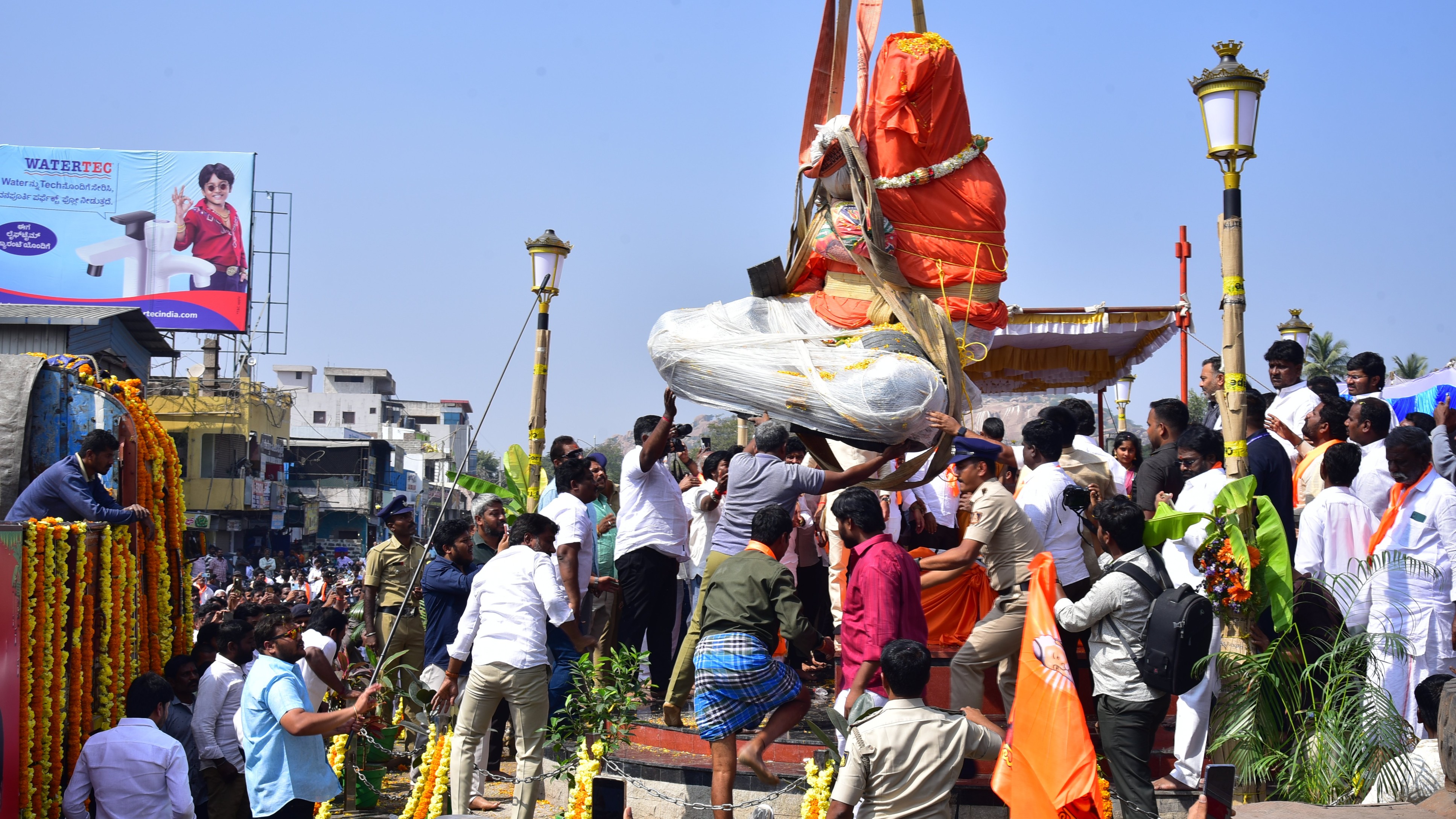Second Valmiki statue at junction in Ballari: Old rivalry comes full circle
