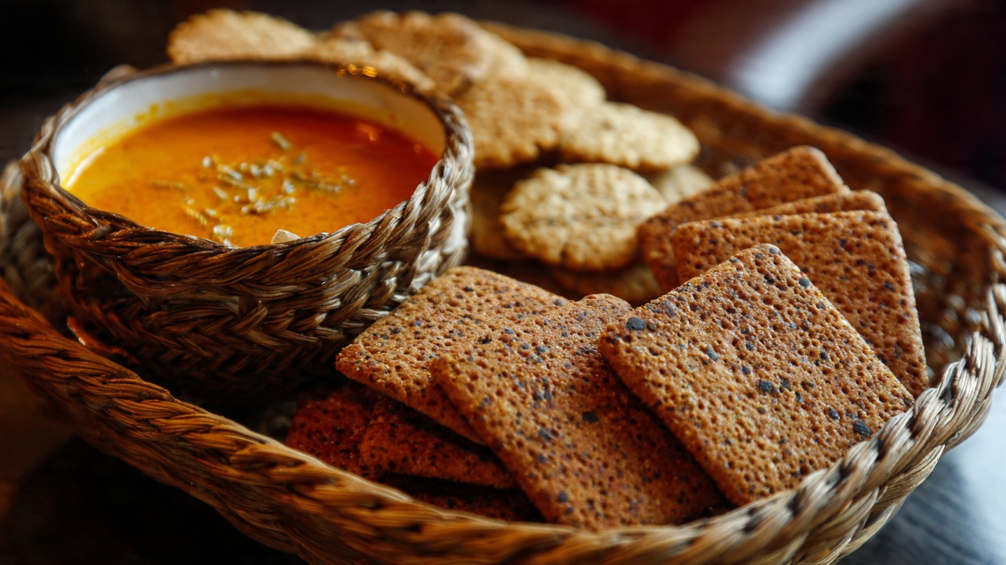 Lohri 2026: 5 Must-have treats for a perfect desi celebration