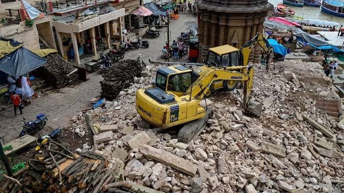 Manikarnika Ghat Demolition Drive Triggers Protest