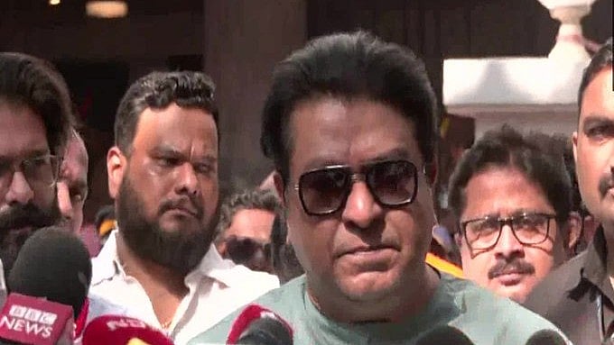 Mumbai Civic Polls: Raj Thackeray Votes, Slams SEC