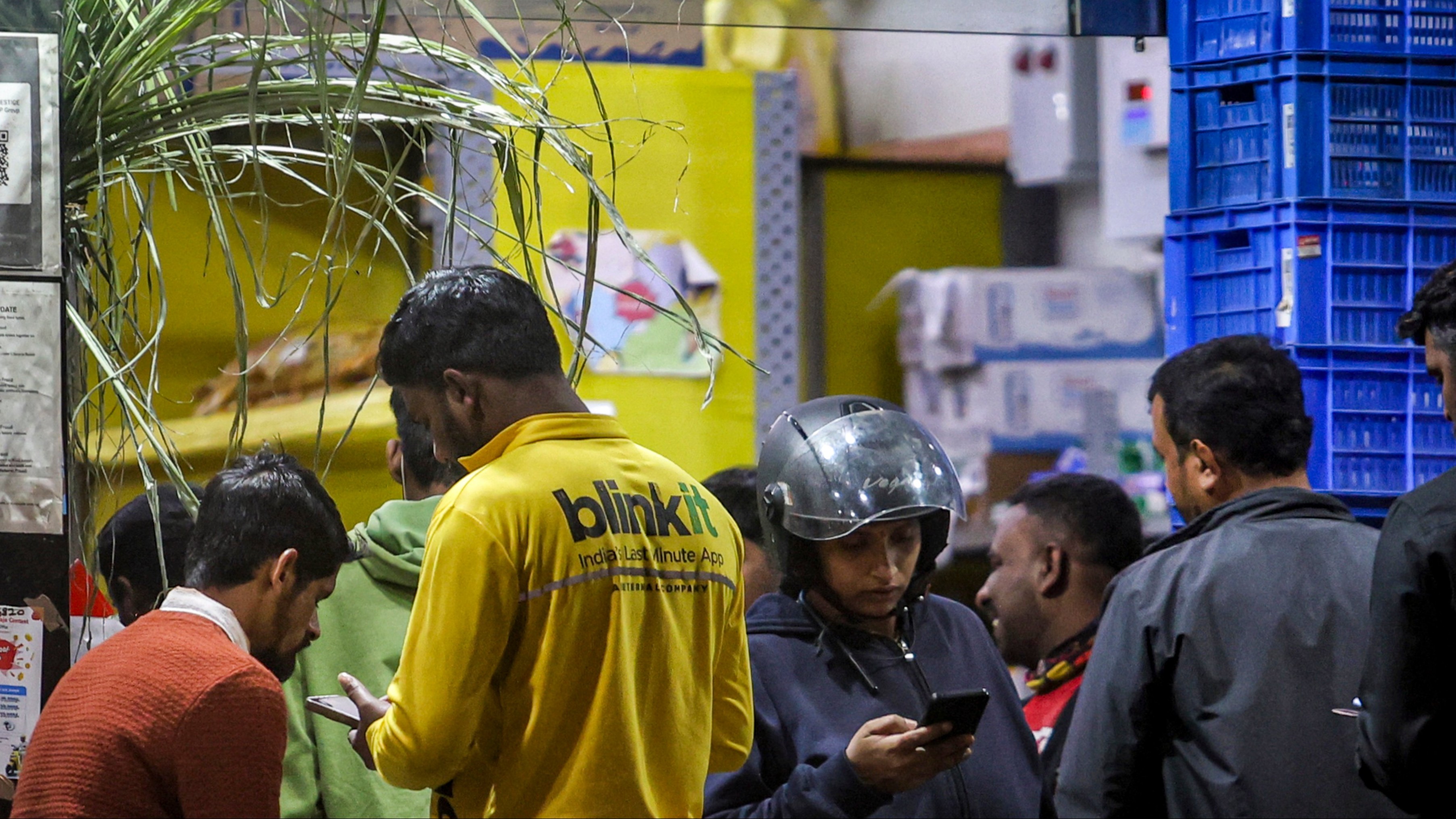 Gig workers urge companies to publicly denounce 10-minute delivery promise 