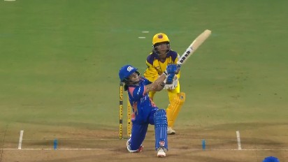 Women's Premier League: UP Warriorz opt to field against Mumbai Indians