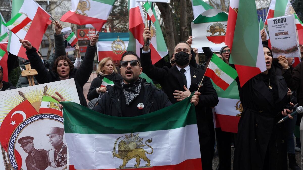 Iran protests abate after deadly crackdown, residents and rights group say