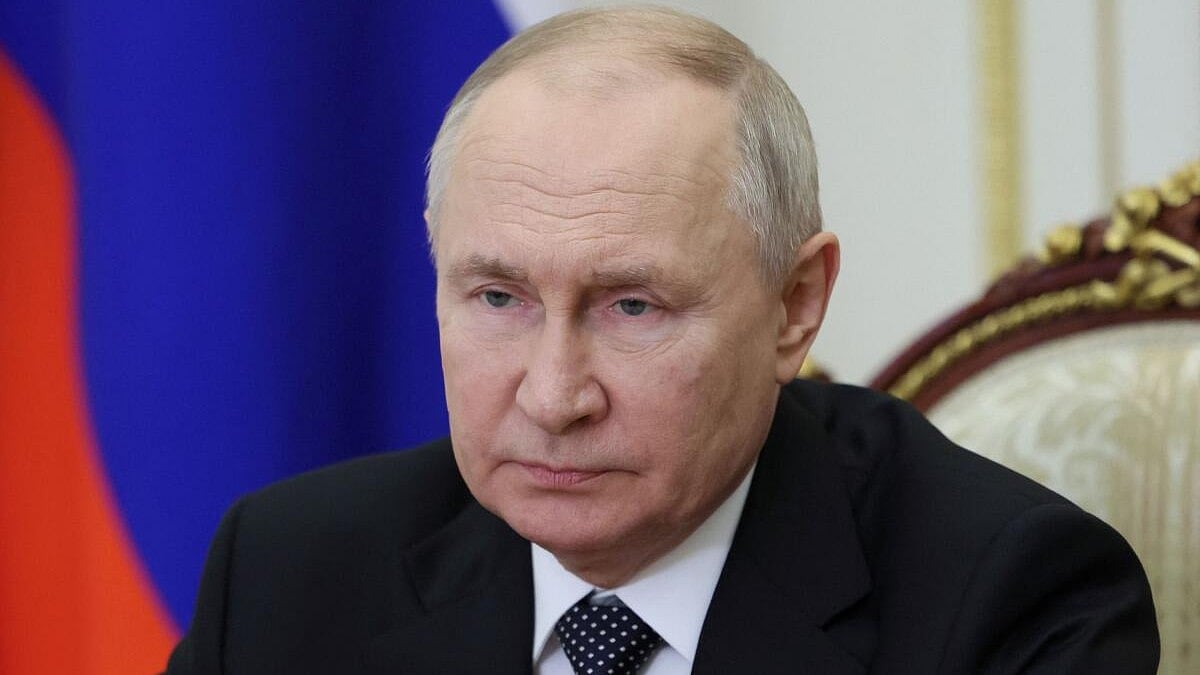 Putin's Unusual Silence on Iran Raises Global Concerns