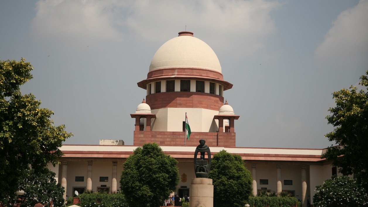 Disqualification of BRS MLAs: Supreme Court seeks status report from Telangana speaker in two weeks