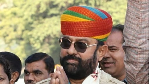 Ex-Rajasthan minister Mahendrajit Singh Malviya joins Congress after quitting BJP