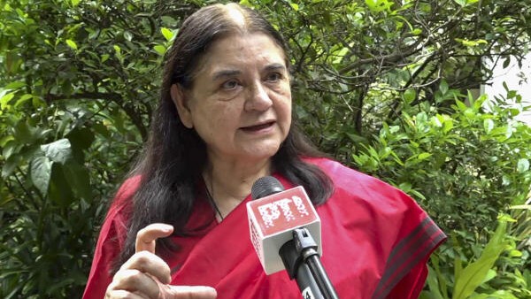'Contempt of court': SC slams Maneka Gandhi for criticising order in stray dog case